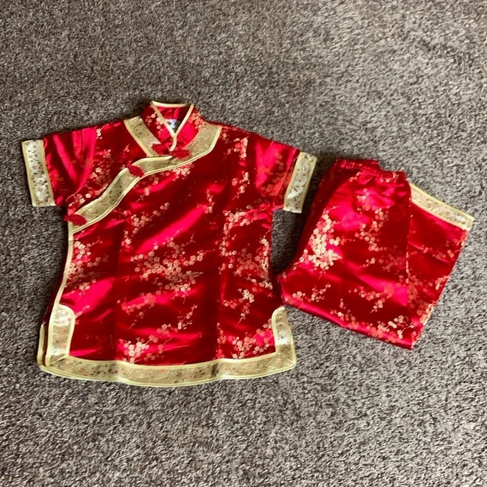 Vintage Double Peach 2 piece Asian outfit Size 10 Red and champagne color